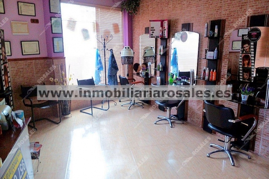 Local comercial en alquiler totalmente instalado.